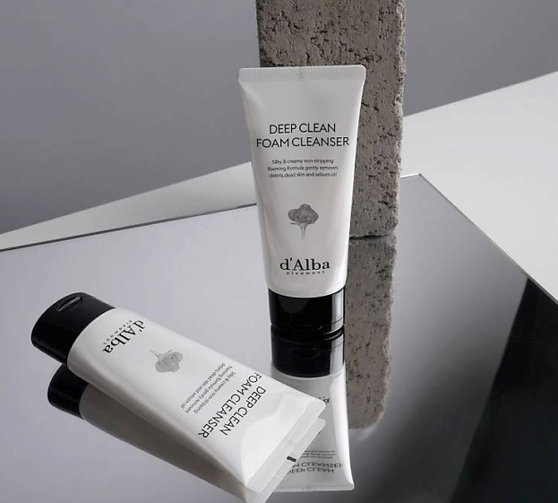 Пенка для умывания White Truffle Deep Clean Foam Cleanser  купить в VISAGEHALL