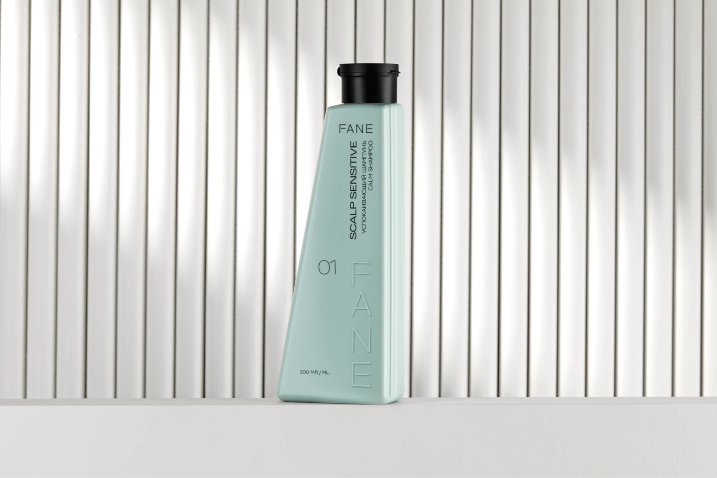 Шампунь-уход для чувствительной кожи головы Scalp Sensitive купить в VISAGEHALL