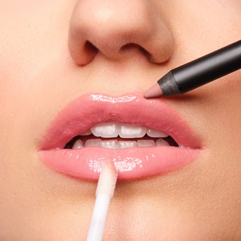 Блеск для губ с перцем Чили Hot Chili Lip Booster