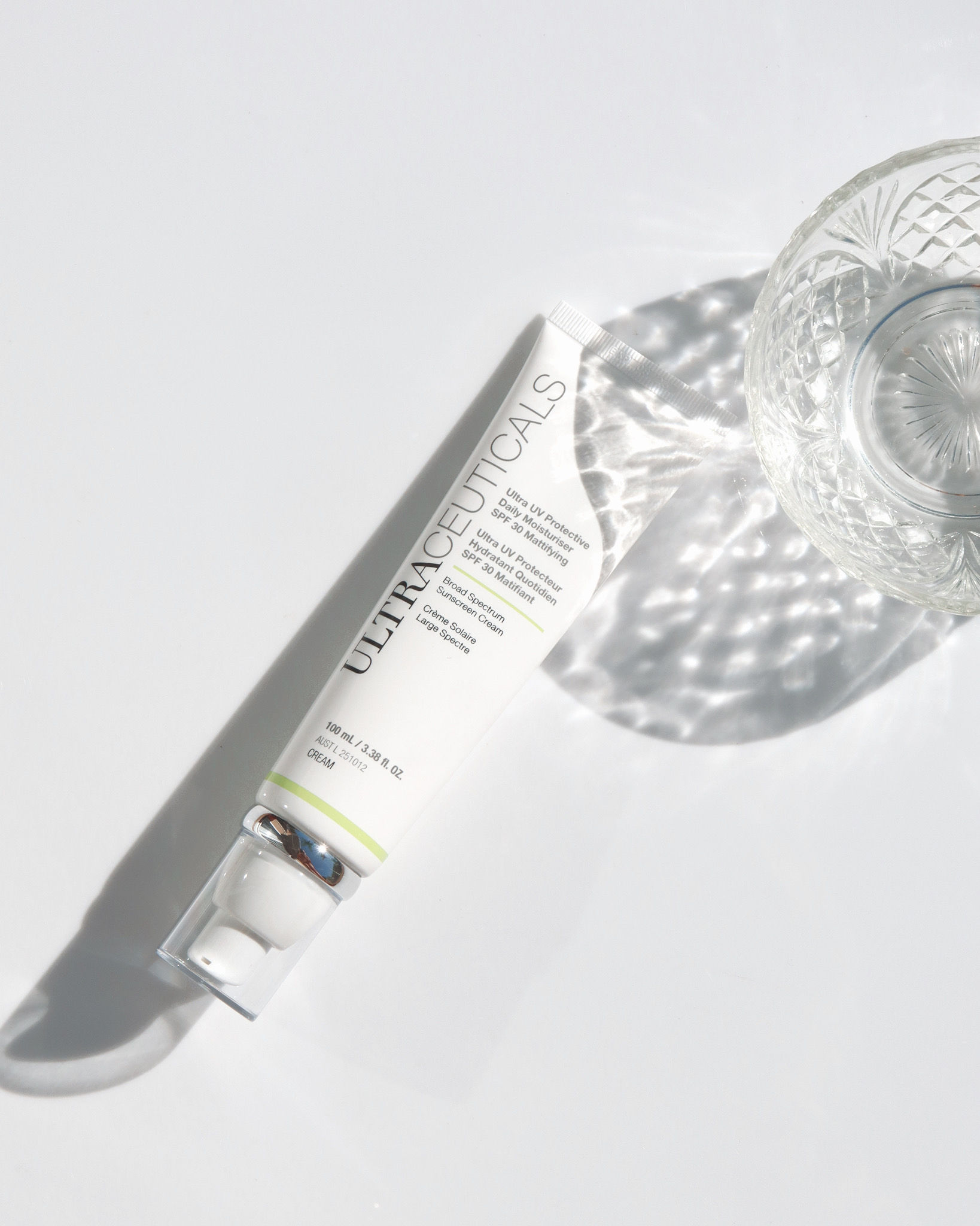 Крем матирующий защитный увлажняющий Protective Daily Moisturiser SPF30 100мл купить в VISAGEHALL