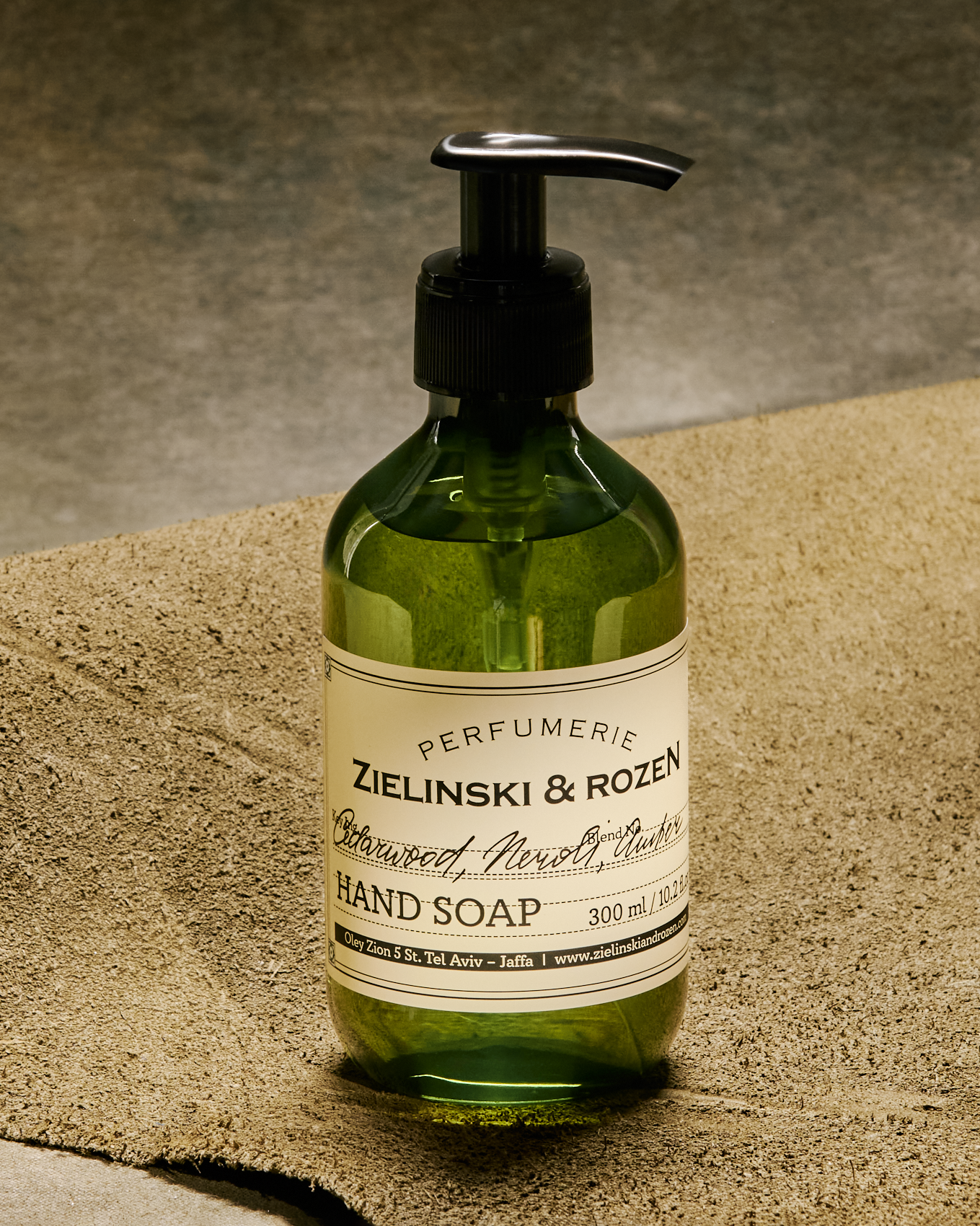 Жидкое мыло Кедр, Нероли, Амбра купить в VISAGEHALL