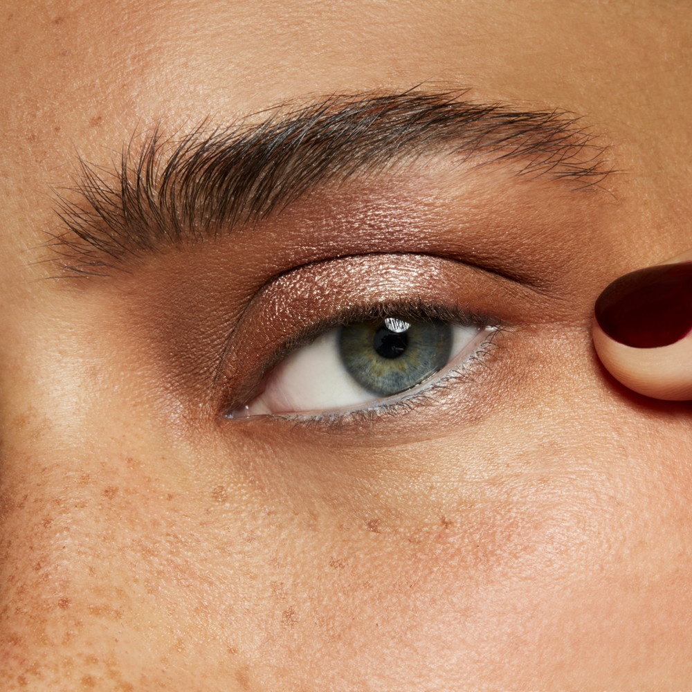 Тени кремовые с эффектом сияния In Extra Dimension Eye Shadow