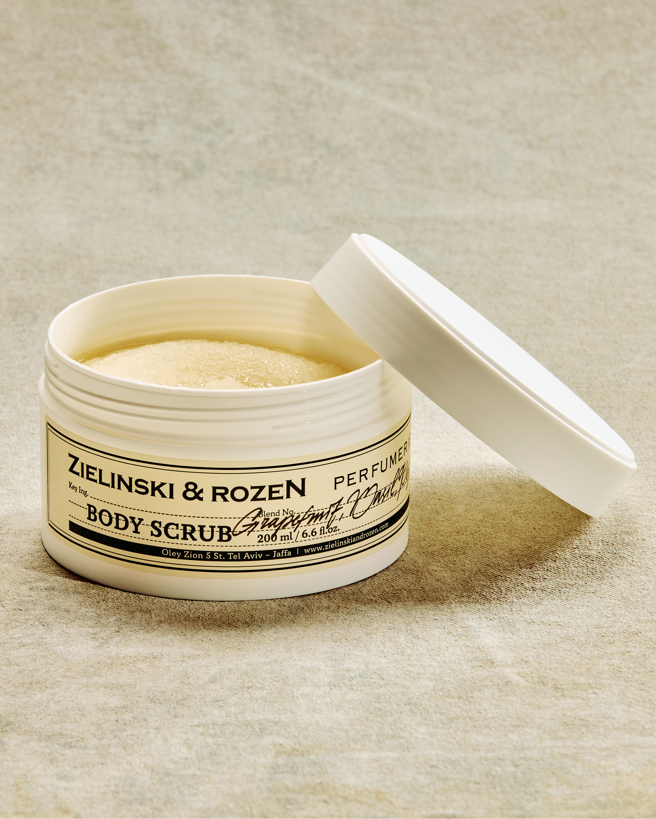 Скраб для тела Грейпфрут, Базилик, Петитгрейн  купить в VISAGEHALL