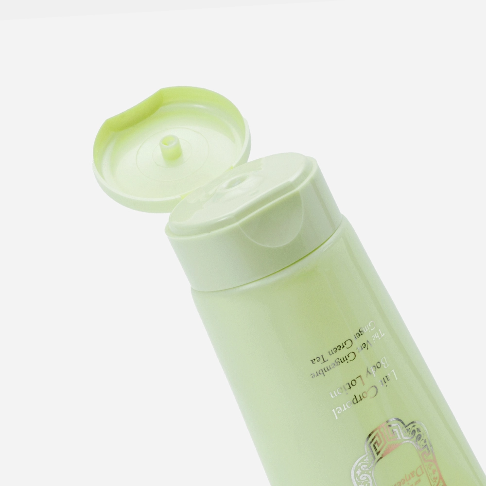 Молочко для тела Зеленый Чай и Имбирь  купить в VISAGEHALL