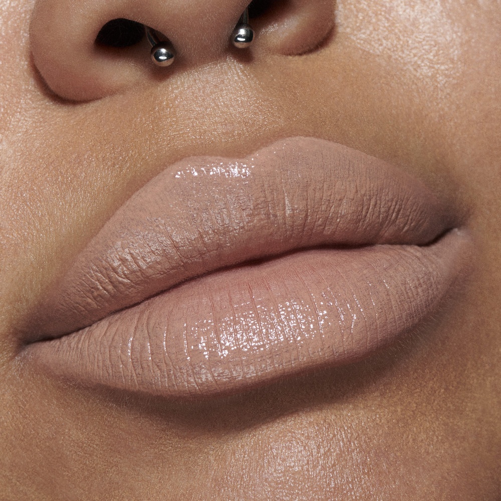 Губная помада Macximal Satin Lipstick 