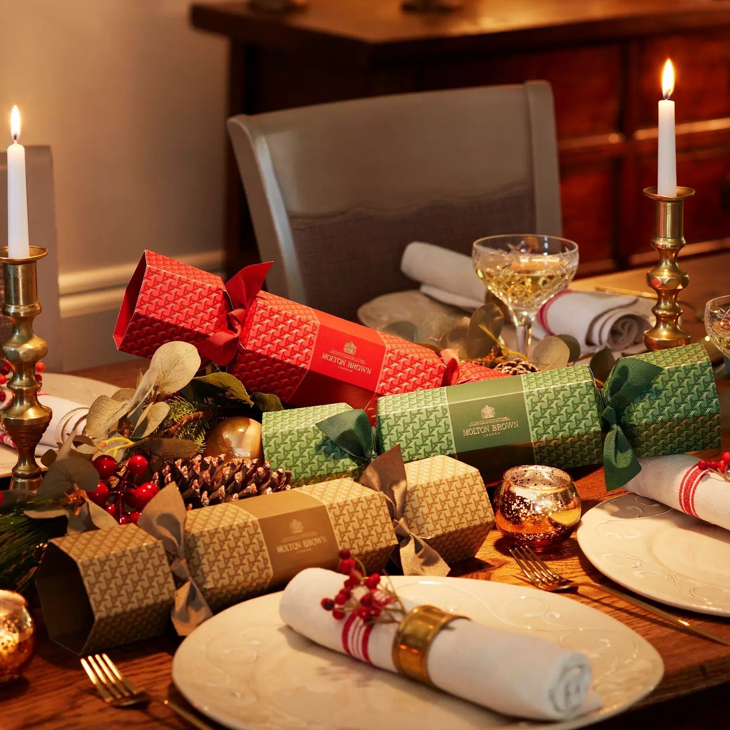 Набор гелей для ванны и душа Woody & Aromatic Christmas Cracker купить в VISAGEHALL