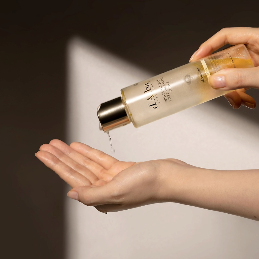 Тонер для лица White Truffle First Aromatic Toner купить в VISAGEHALL