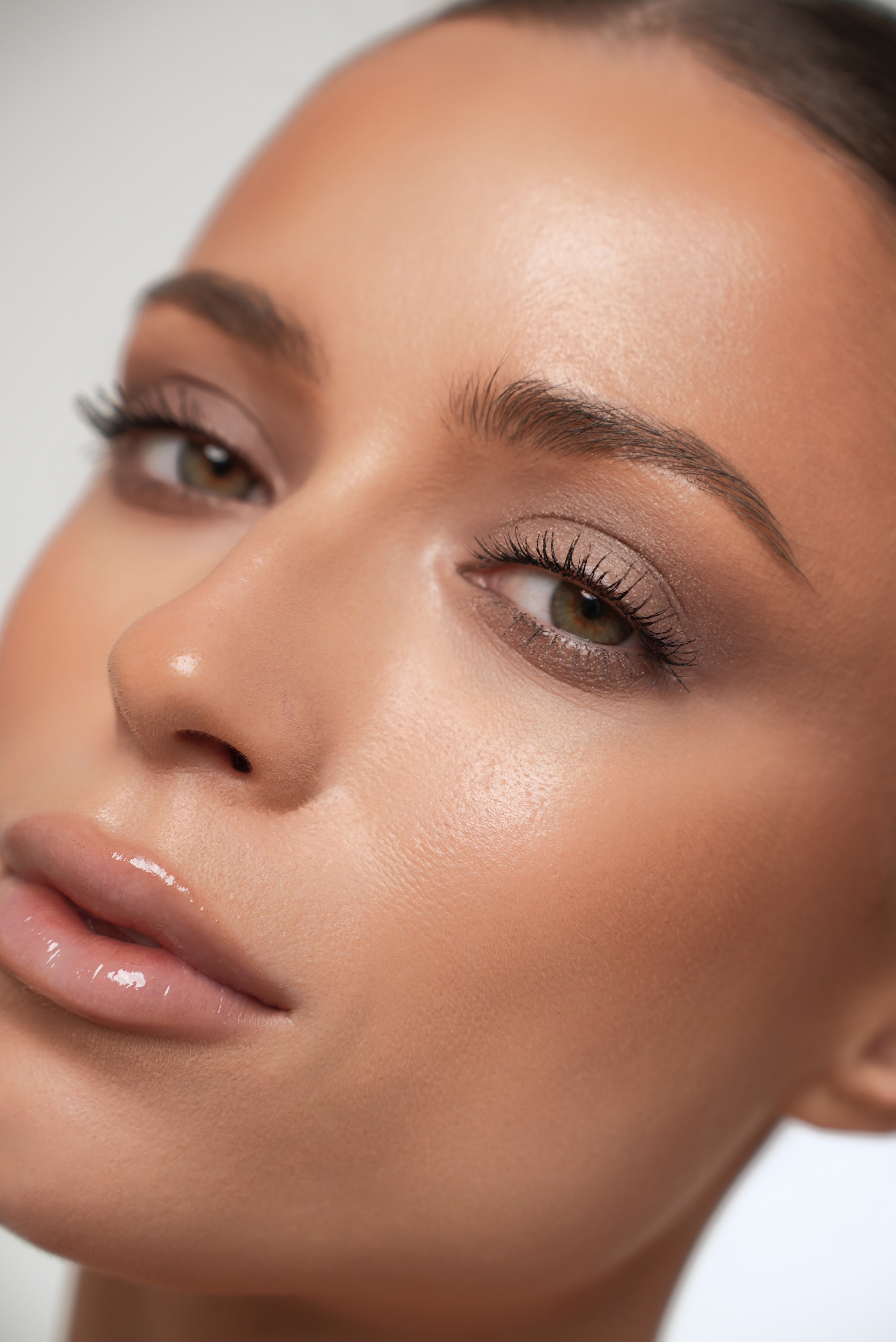 Тени-карандаш для век Long Lasting Eyeshadow Stick