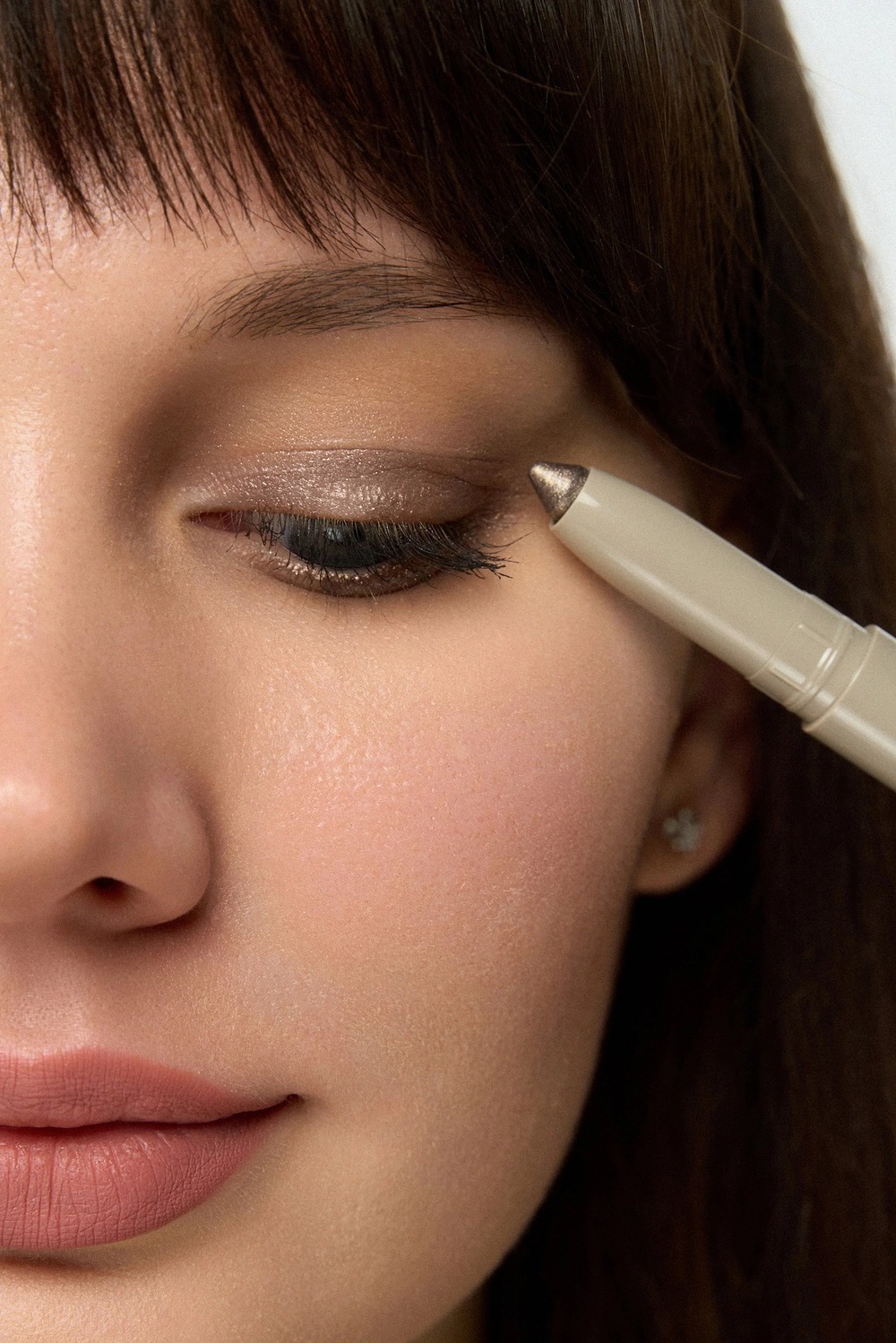Тени-карандаш для век Long Lasting Eyeshadow Stick