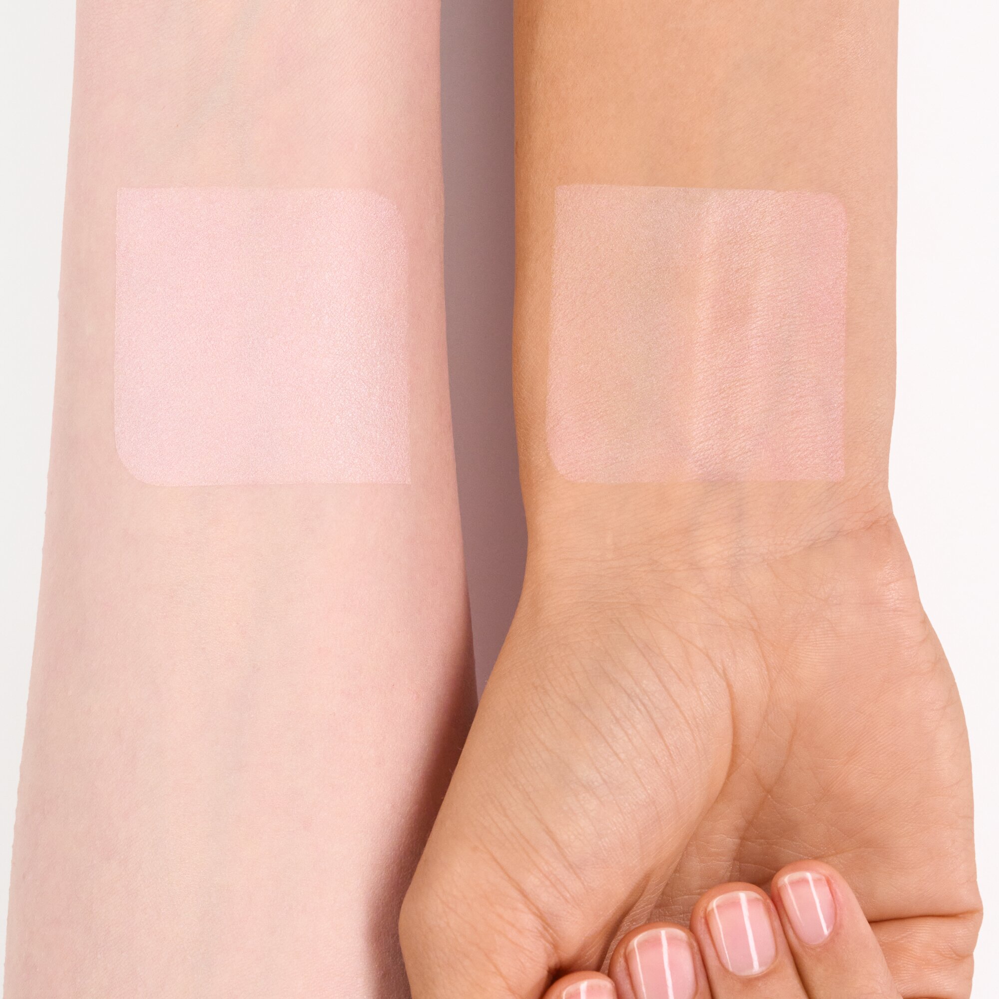 Пудра для лица с подсвечивающим эффектом Bright & Blur Airbrush