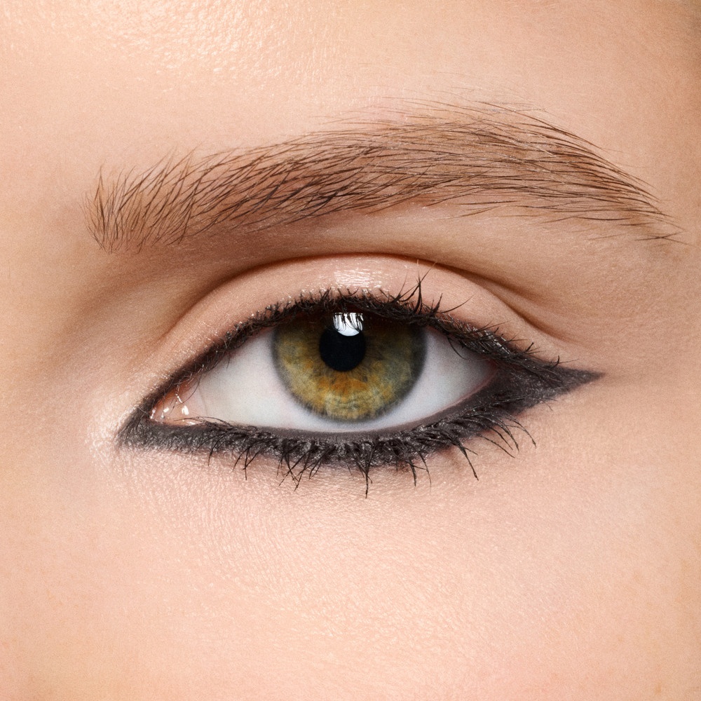Карандаш-каял для глаз Kajal Excess Longwear Smoky Eye Liner