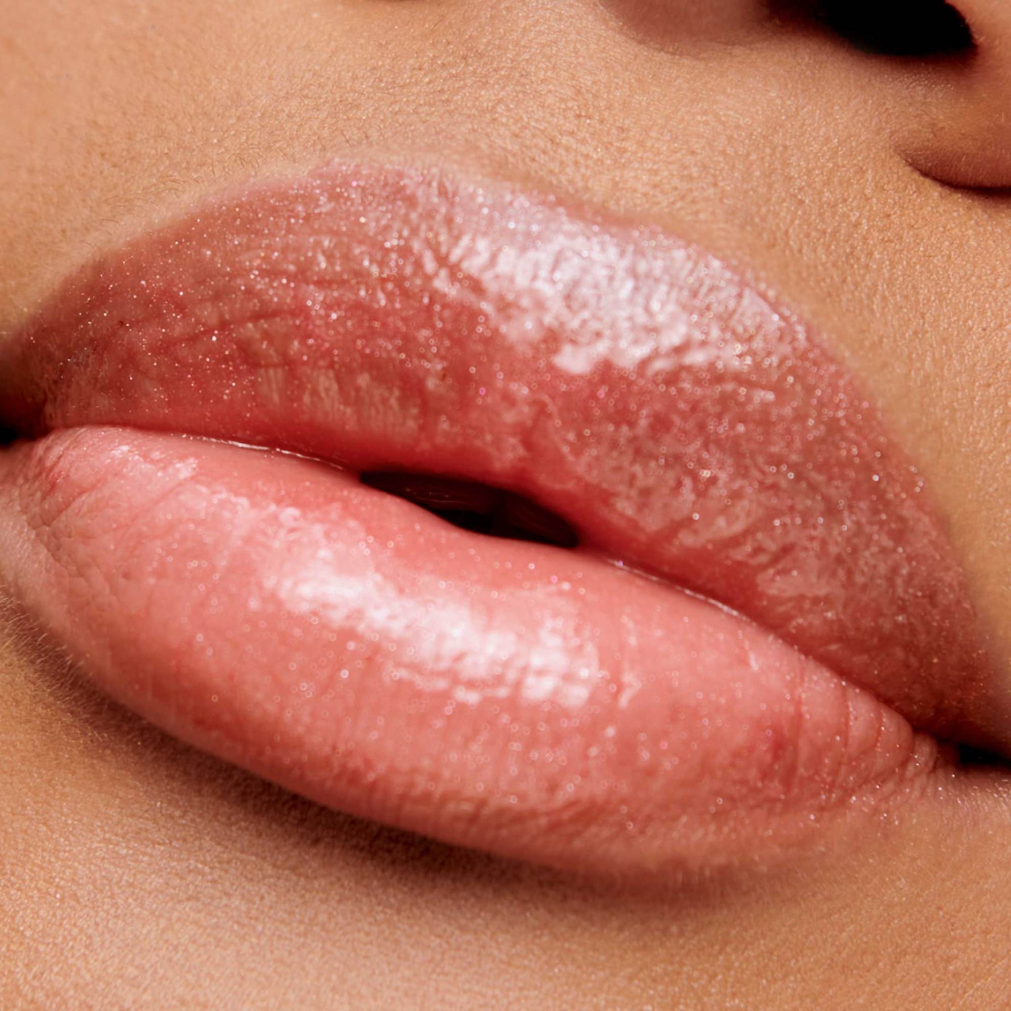 Блеск для губ HydroPure Lip Gloss