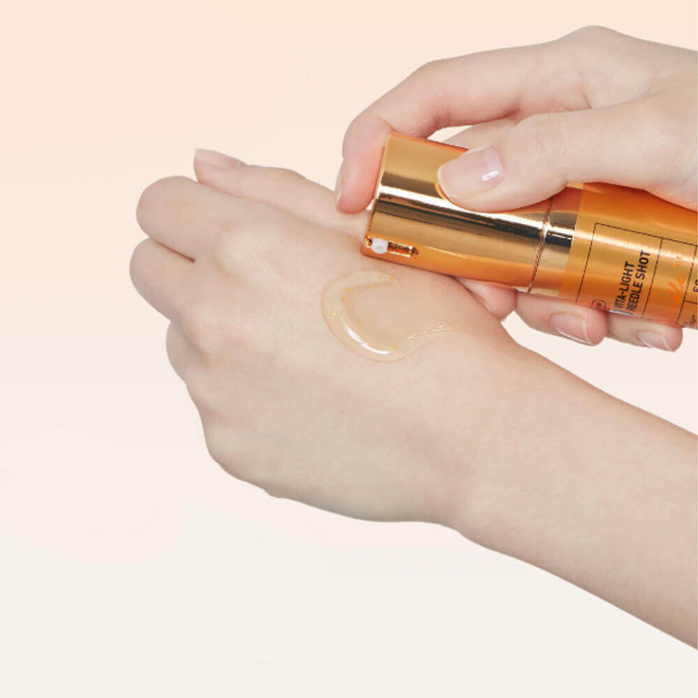 Бустер-сыворотка с микроиглами и витамином C Vita-Light Reedle Shot 100 купить в VISAGEHALL