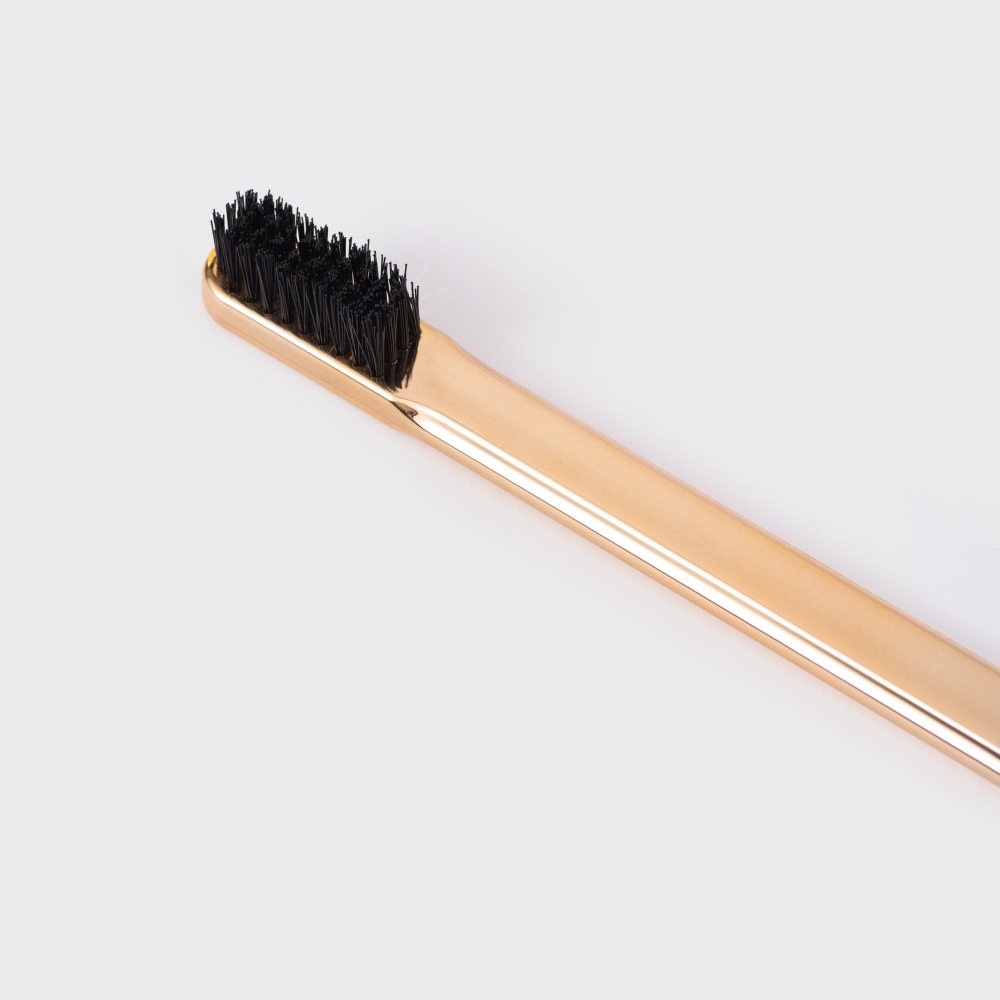 Щеточка для укладки бровей Brosse a sourcils Perle de la mer купить в VISAGEHALL