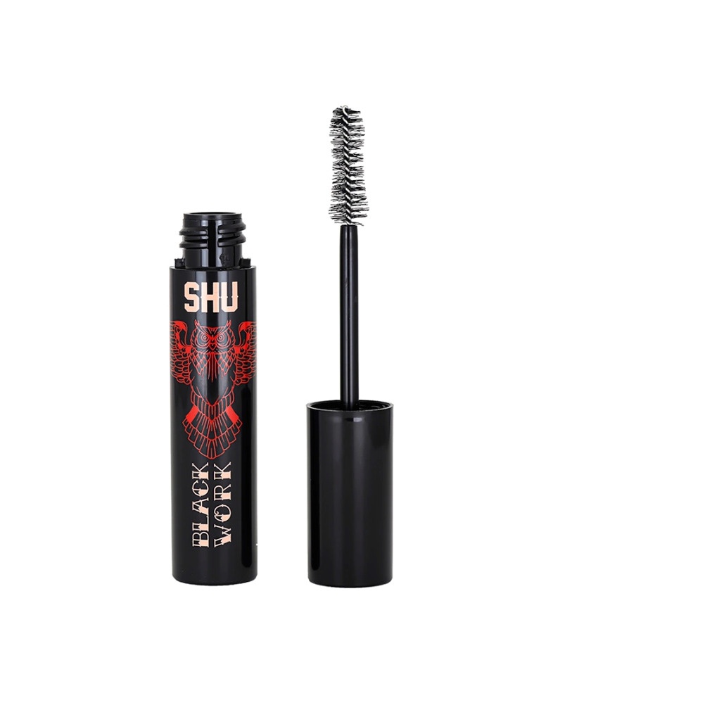 Тушь ультрачерная c эффектом объема Blackwork
