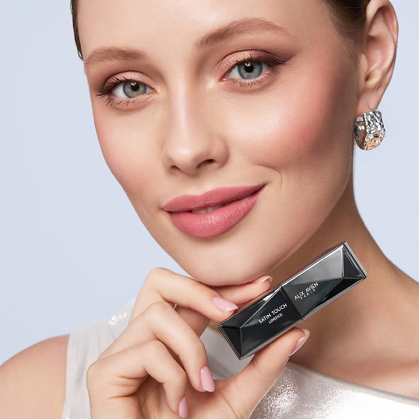 Помада для губ Lipstick Satin Touch