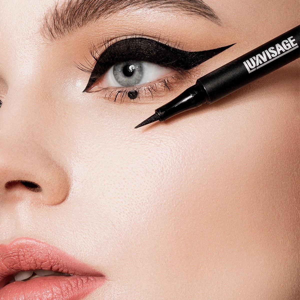 Подводка-фломастер для глаз Matt Tattoo Waterproof 24H Smudgerproof