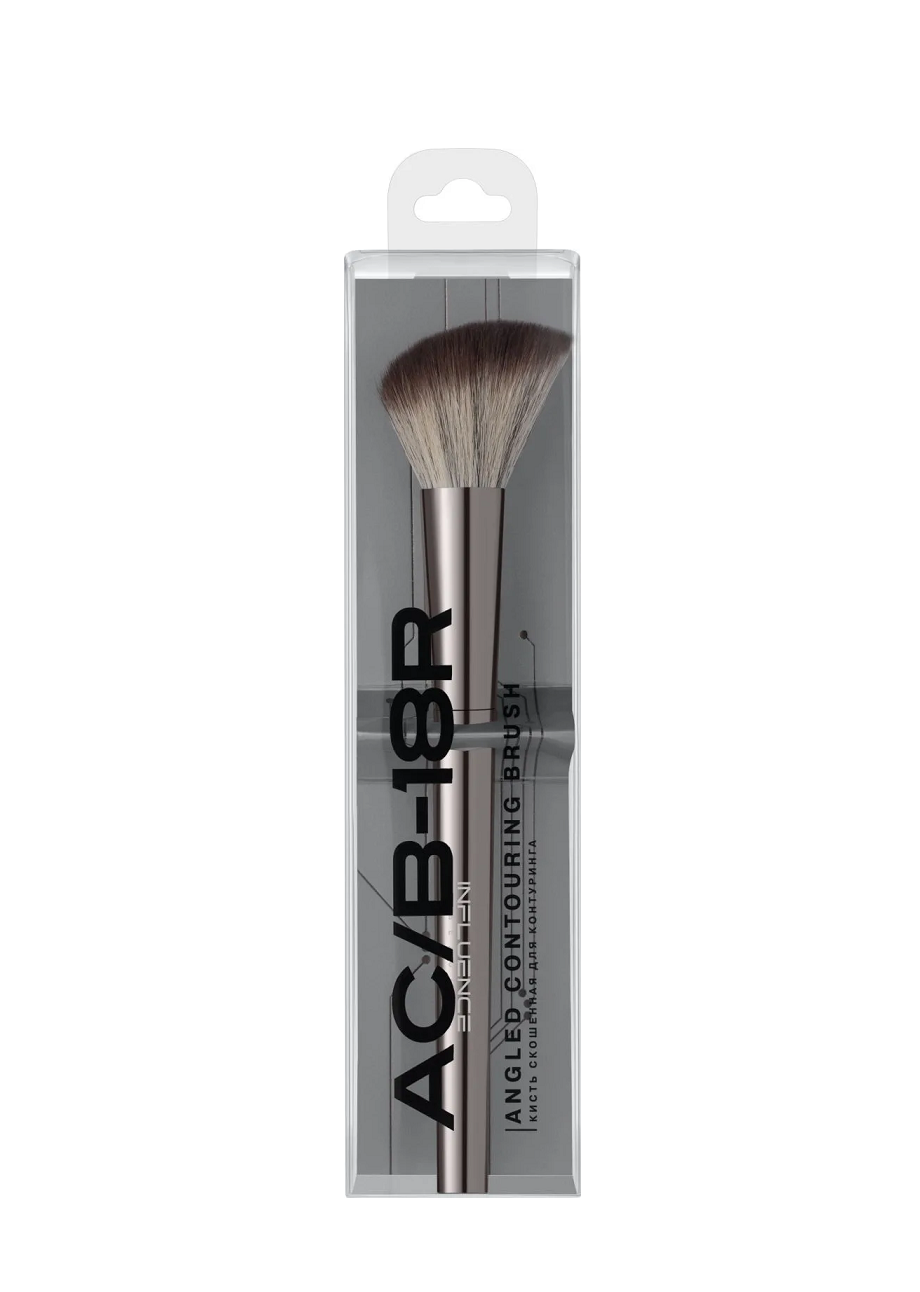 Кисть скошенная для контуринга Angled Сontouring Brush купить в VISAGEHALL