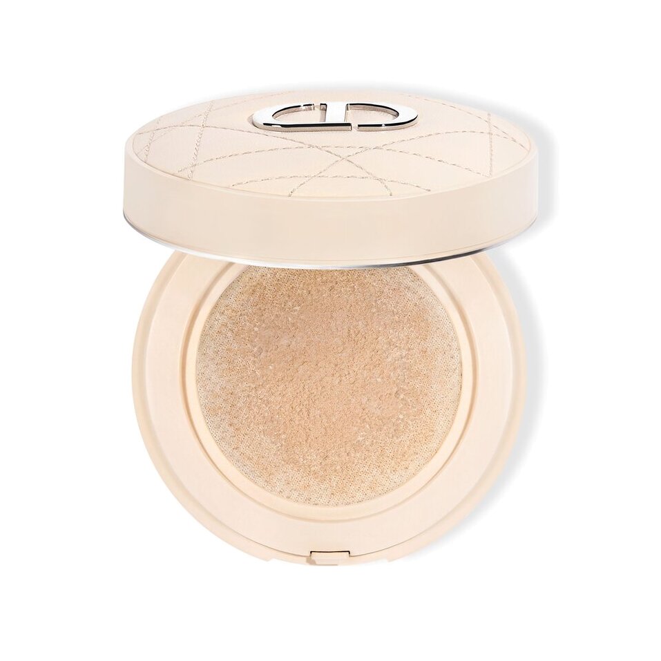 Пудра рассыпчатая для лица Diorskin Forever Cushion Powder купить в VISAGEHALL
