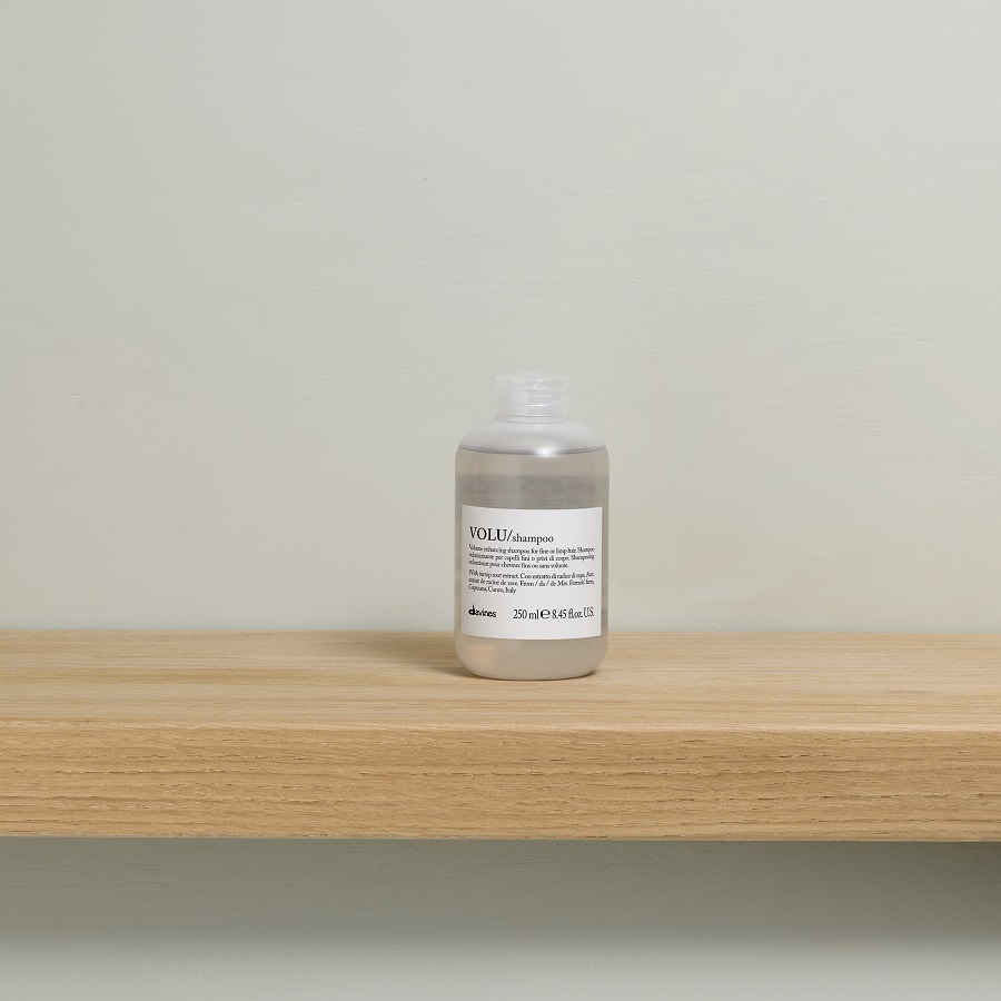 Шампунь для придания объема волосам Volu купить в VISAGEHALL