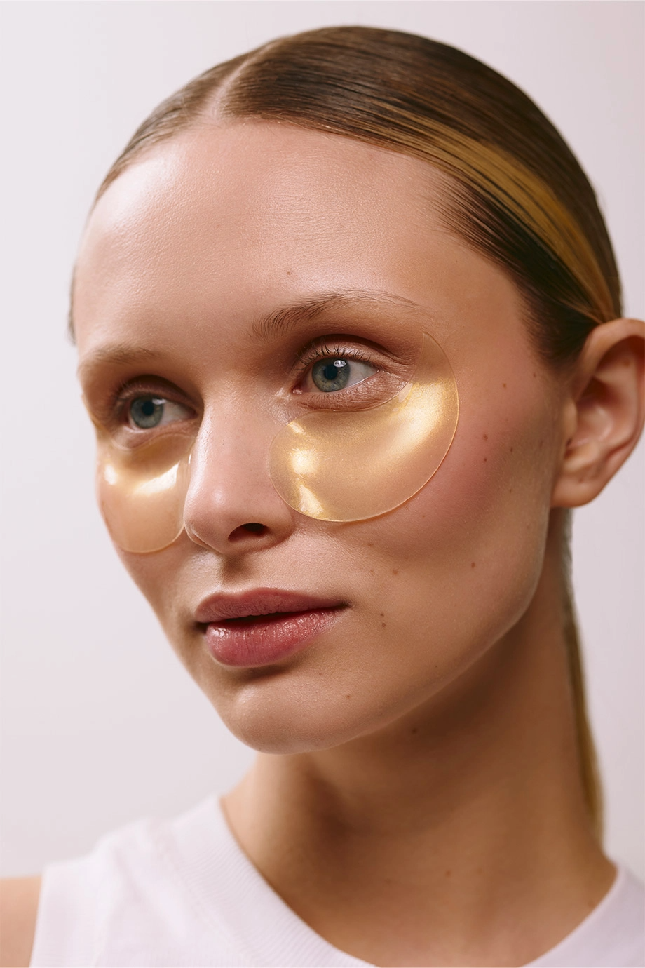 Патчи ультра увлажняющие с витамином В Hydrating Eye Mask Ultra B2 купить в VISAGEHALL