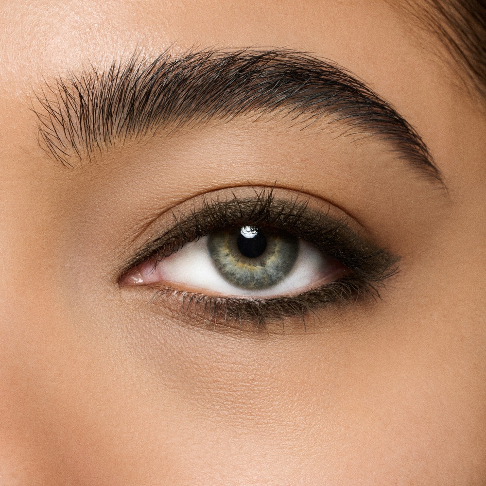 Карандаш-каял для глаз Kajal Excess Longwear Smoky Eye Liner