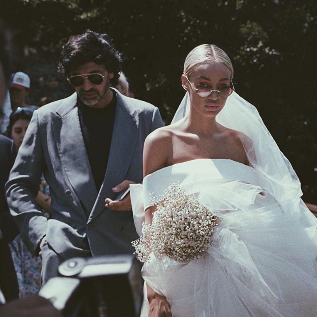 автор