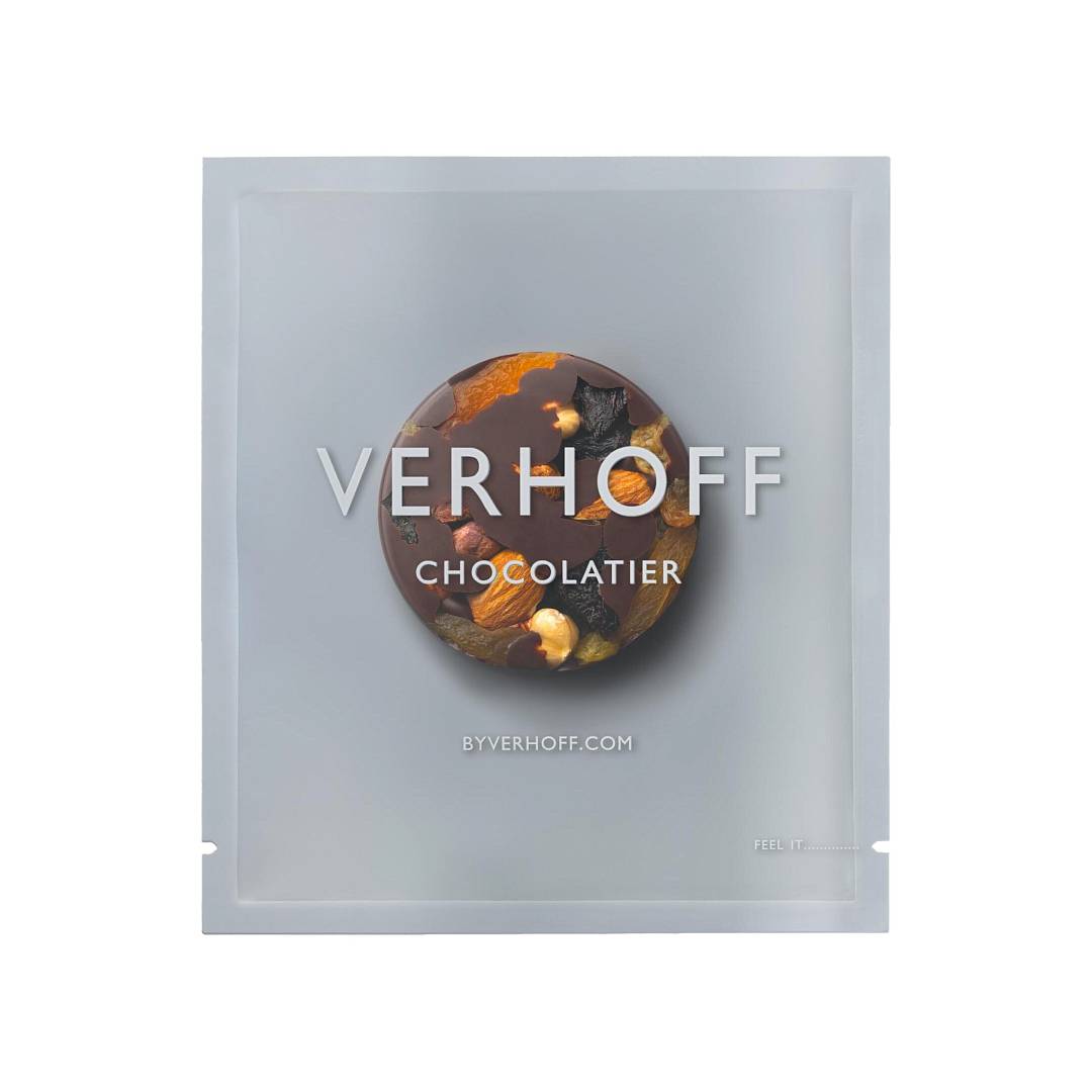 Медальон 66% Dark chocolate Dominican: миндаль, фундук, фисташка, курага, чернослив, изюм