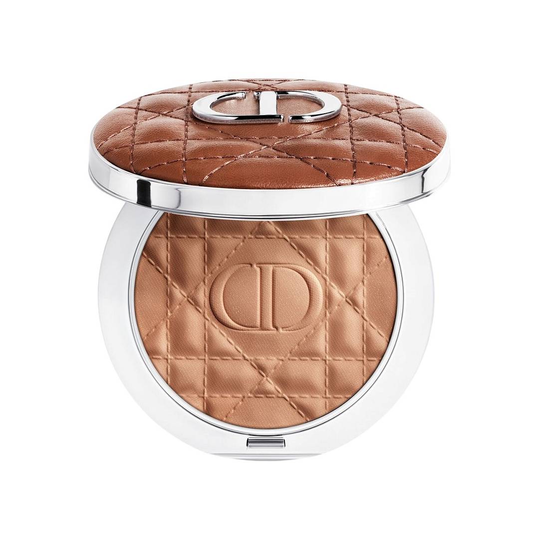 Пудра бронзирующая с эффектом загара Forever Nude Bronze