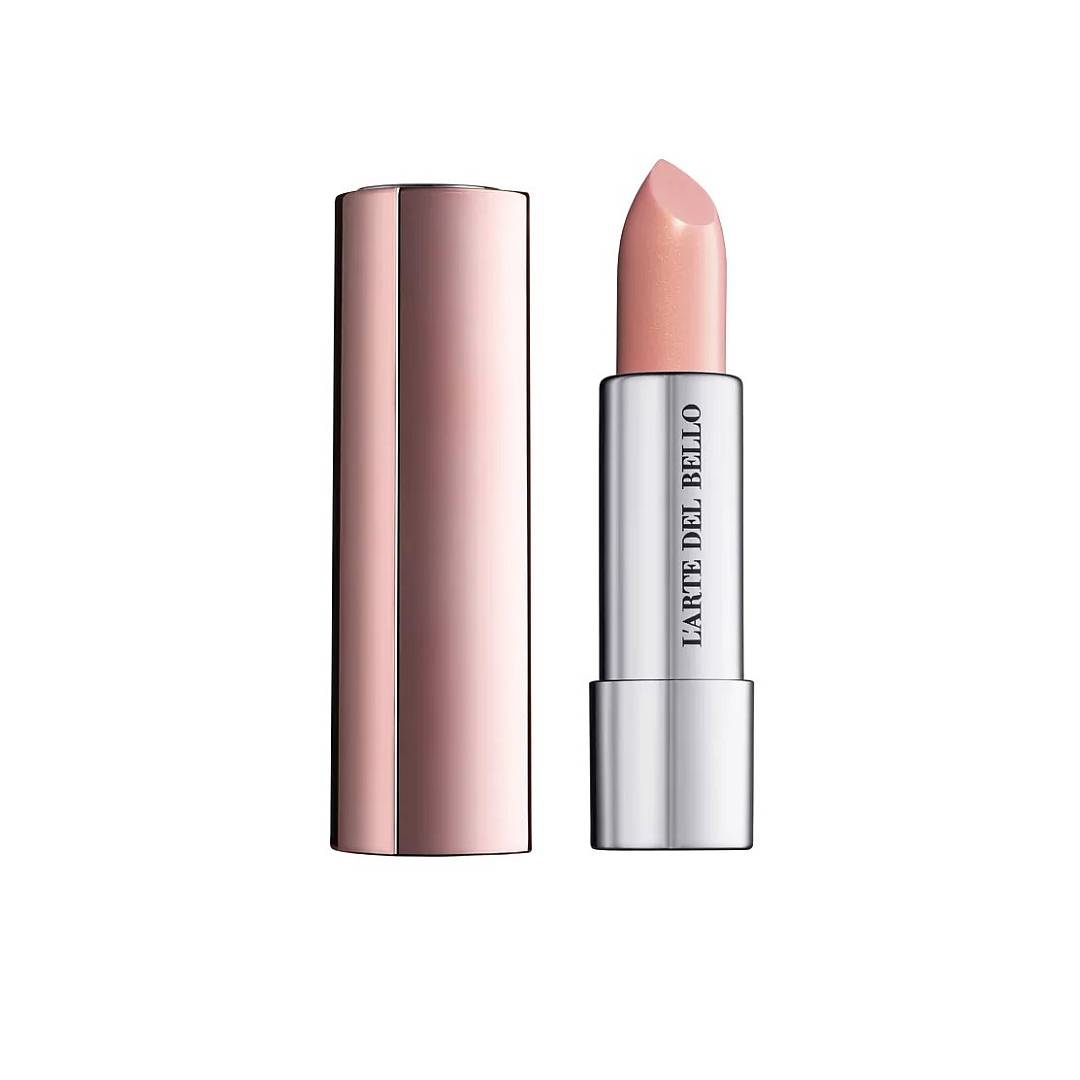 Помада-бальзам оттеночная Wet kiss lipstick-balm