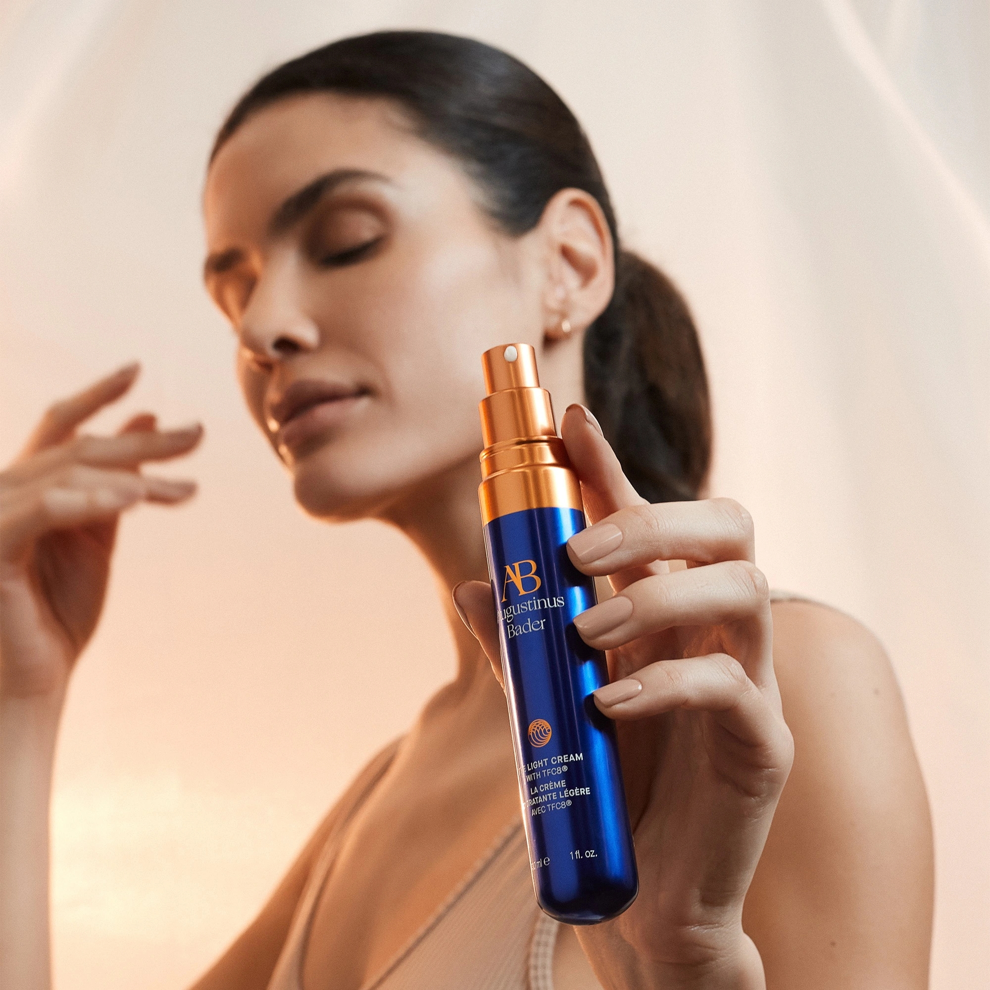 Крем-эмульсия легкий купить в VISAGEHALL