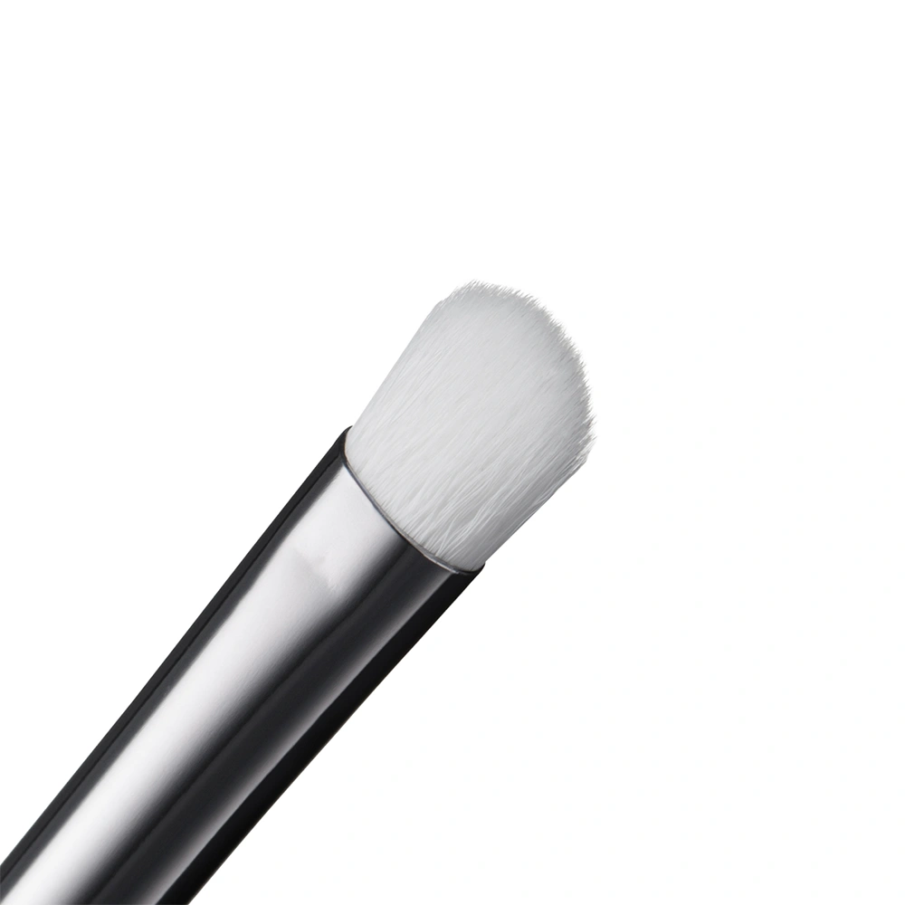 Кисть для точного нанесения теней плоская 10EB2 купить в VISAGEHALL