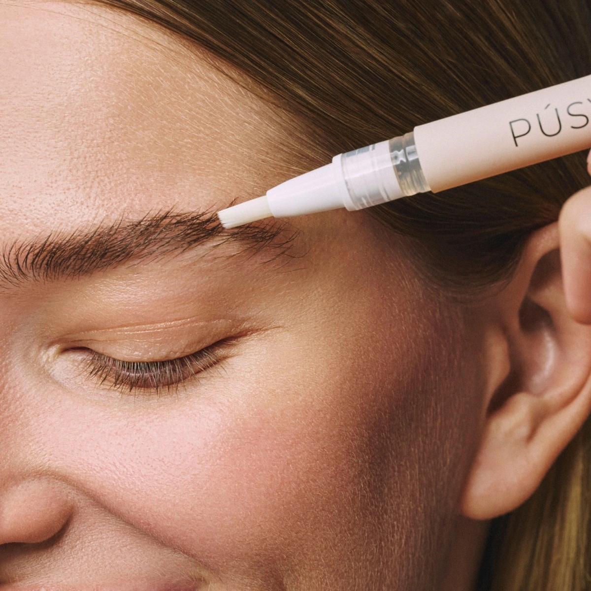 Сыворотка для роста ресниц и бровей Lash & brow grow booster купить в VISAGEHALL