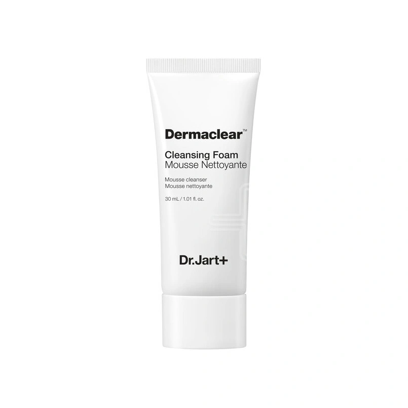 Мягкая пенка для умывания с био-водой Dermaclear Micro Foam Micro-Mousse Cleansing Foam