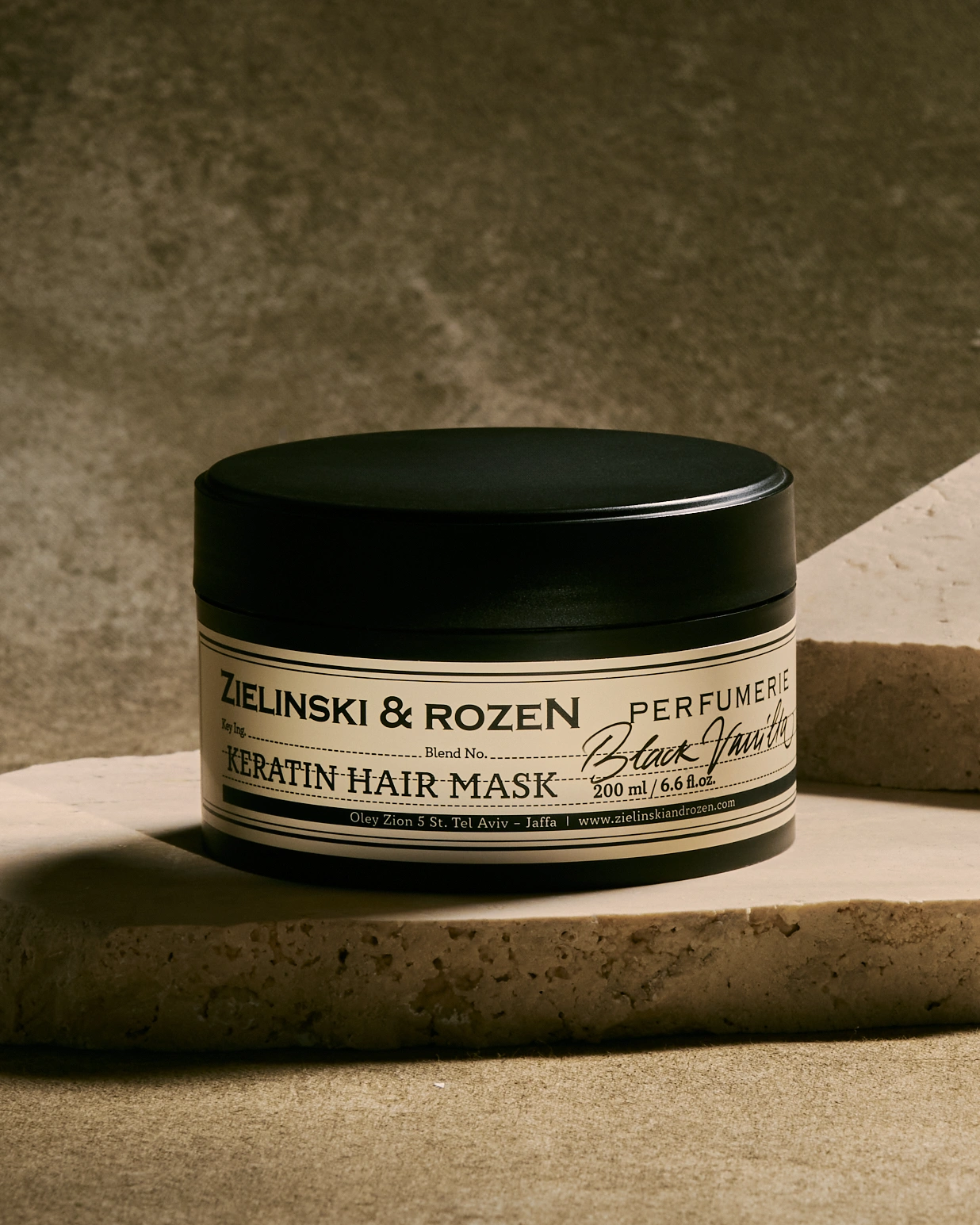 Маска для волос кератиновая Черная Ваниль  купить в VISAGEHALL