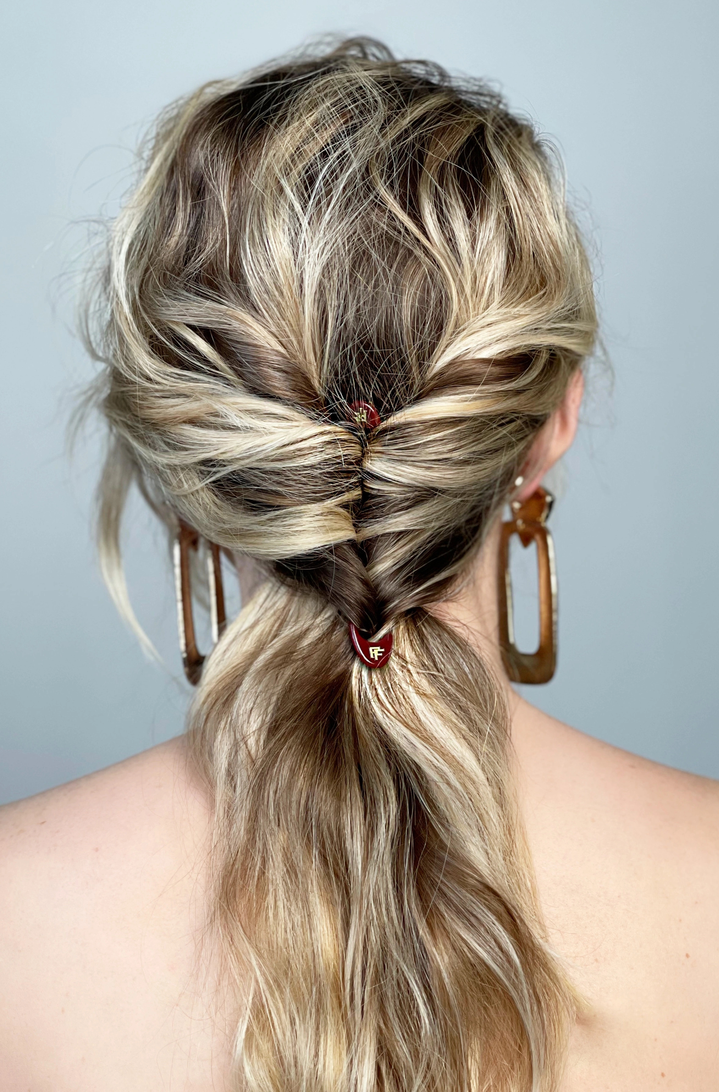 Набор заколок Коричневый Hairpin №1 купить в VISAGEHALL