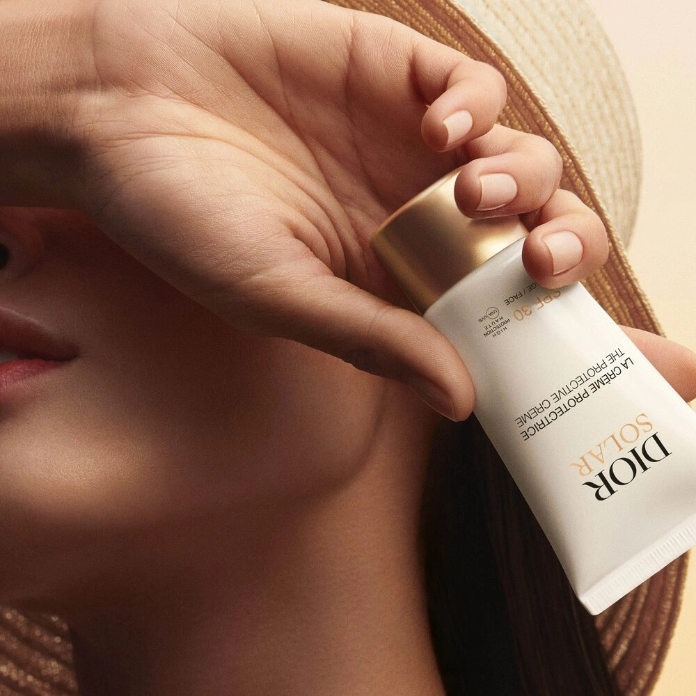 Крем для лица солнцезащитный SPF30 Dior Solar купить в VISAGEHALL